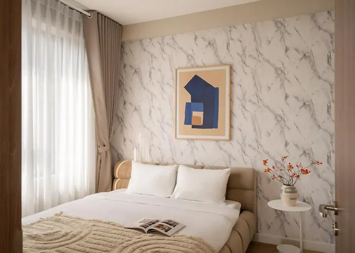 Insta-Worthy, Central Indochina 2Br+1Wc W/Cityview